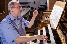 Finta Gergely ünnepi orgonahangversenye