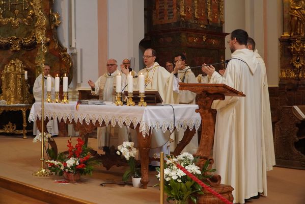 Szent Bernát-nap Zircen