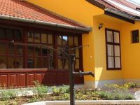 11222803 458297844327477 578101240409946872 N