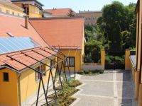 11709532 458297944327467 4718971242183205837 N